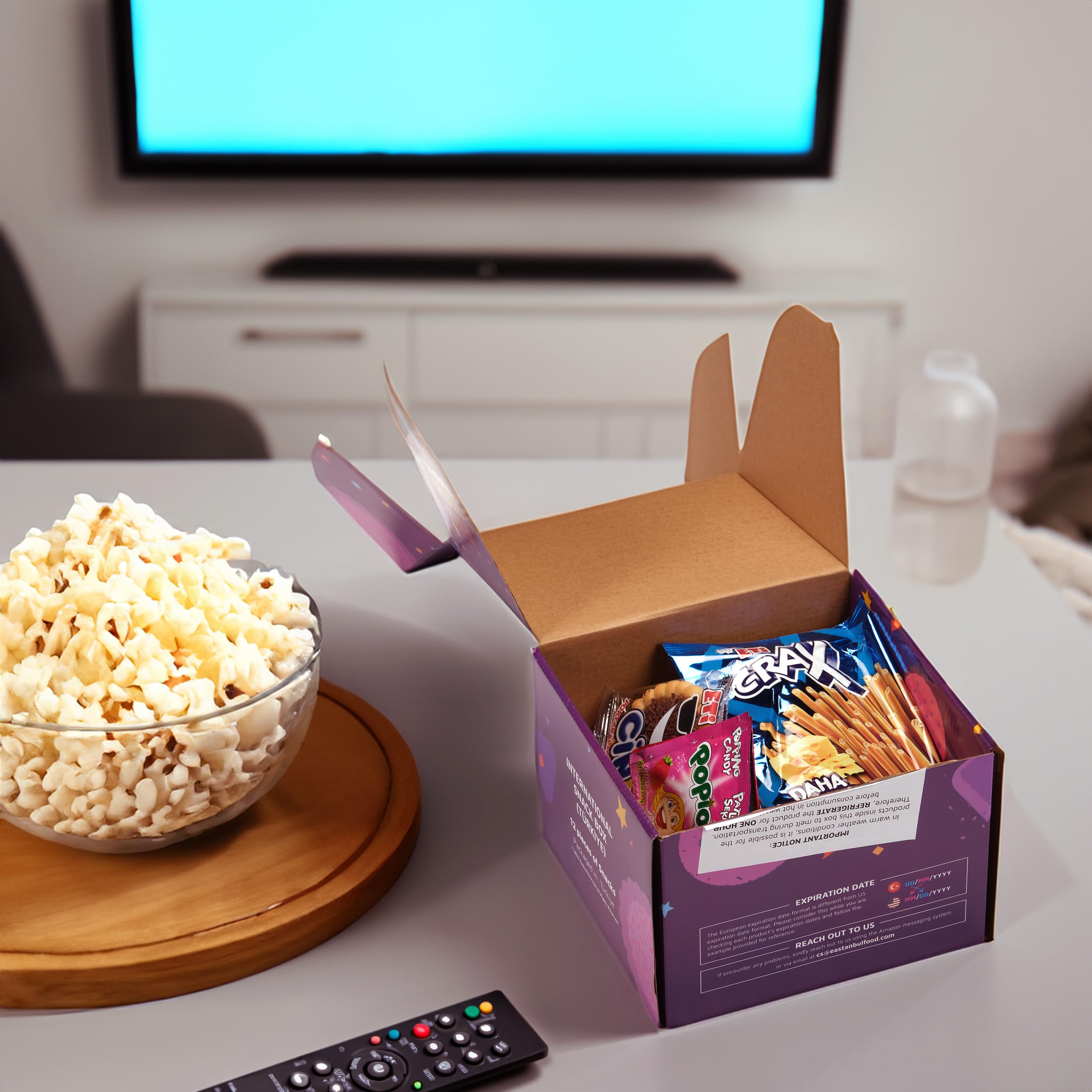 Premium International Snack Box - 12 Full-Size Global Treats | World Snacks