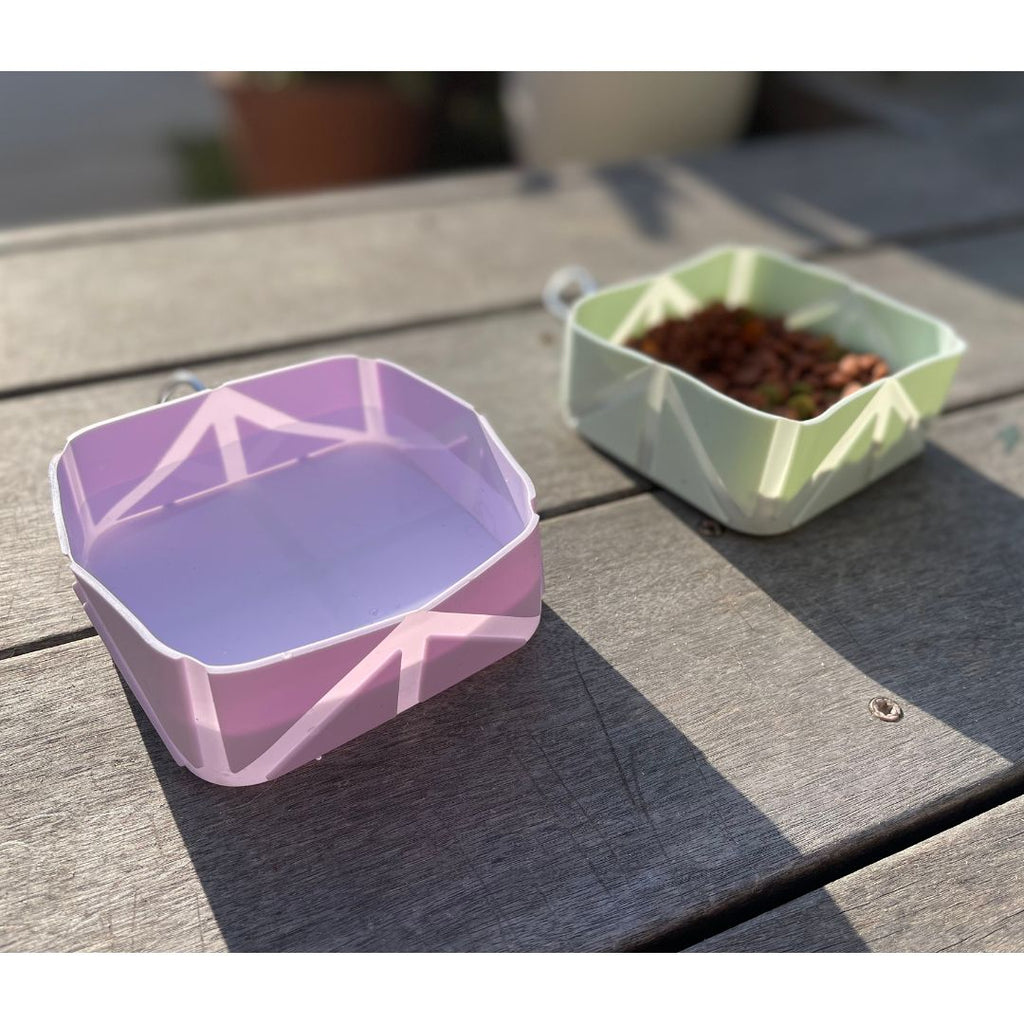 Compact Foldable Pet Food & Water Bowl – Ideal for Travel