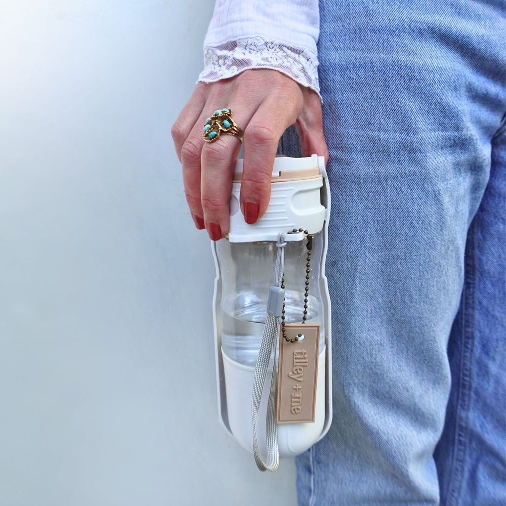 Travel Dog Water Bottle with Treat Holder – Leakproof & BPA-Free 350mL