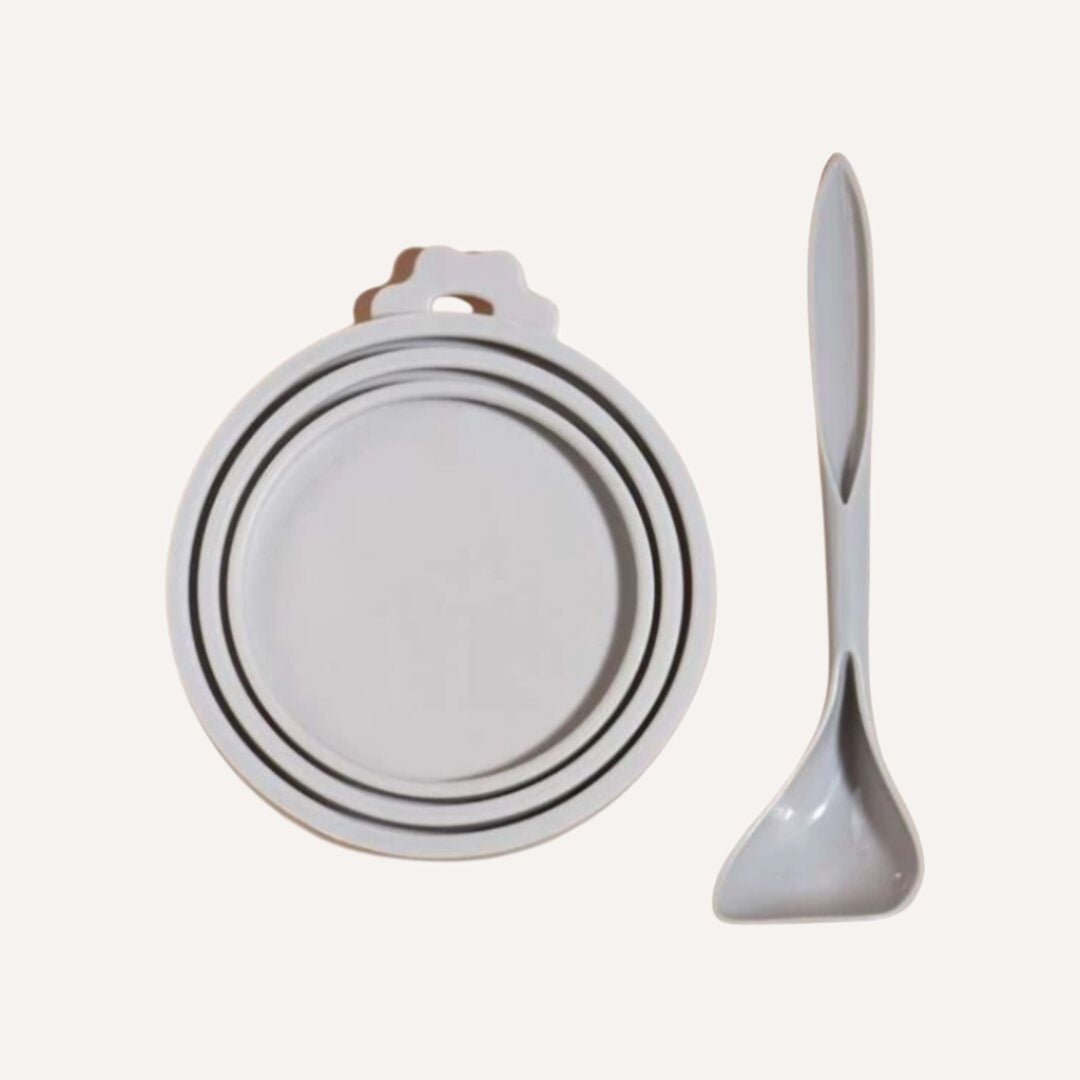 Pet Food Saver Lid with Spoon - BPA-Free Silicone, Keeps Food Fresh