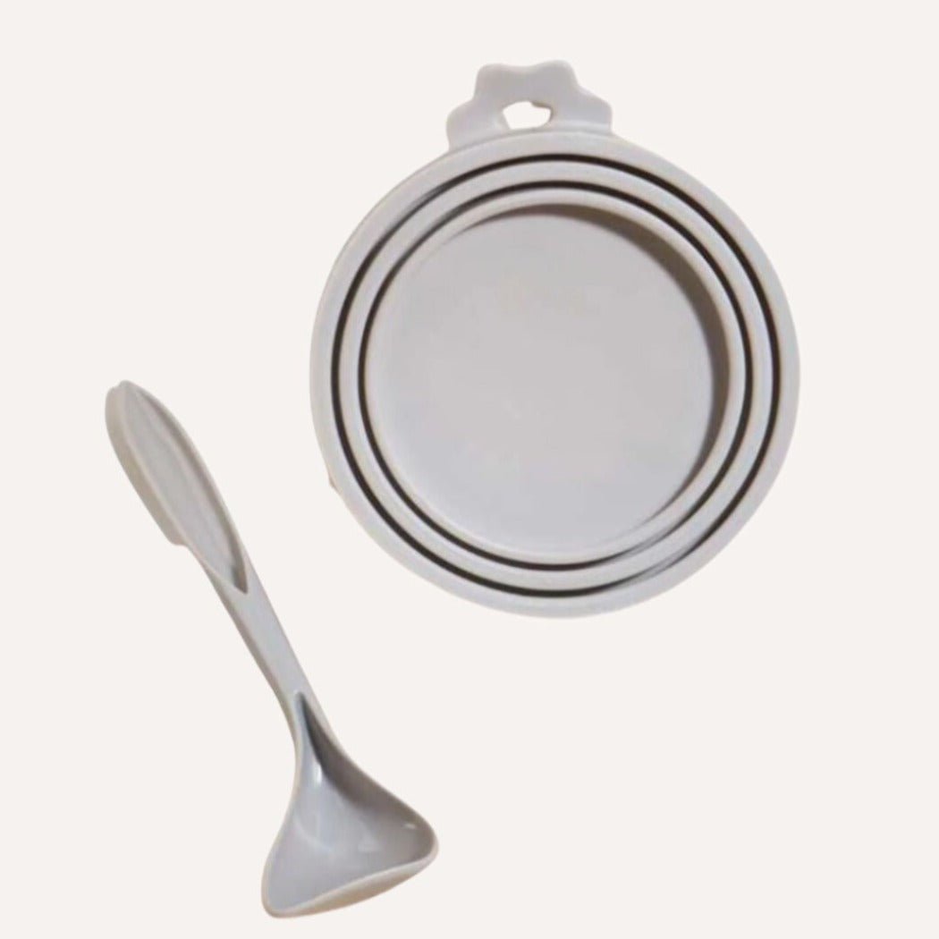 Pet Food Saver Lid with Spoon - BPA-Free Silicone, Keeps Food Fresh