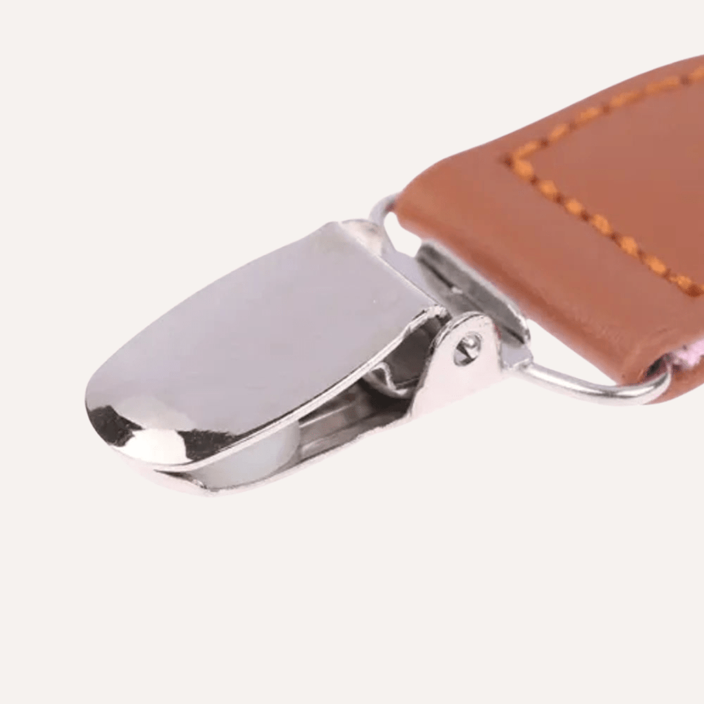 Hat Clip for Bags – Hands-Free Storage for Travel & Daily Use