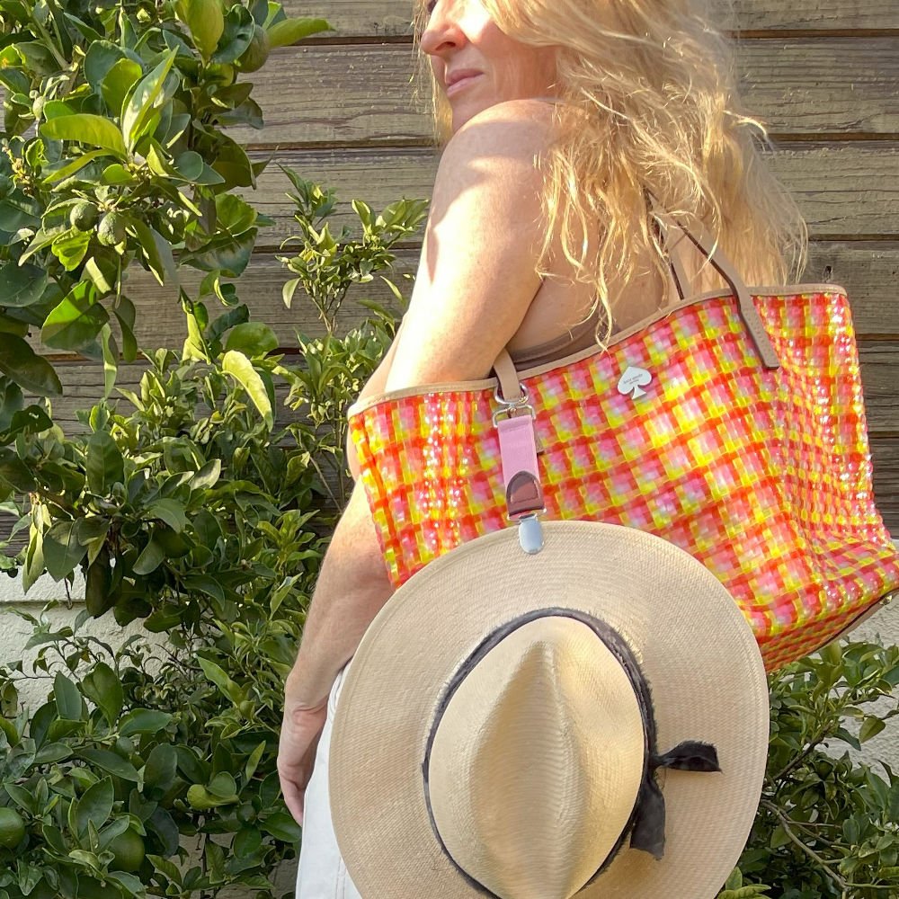 Hat Clip for Bags – Hands-Free Storage for Travel & Daily Use